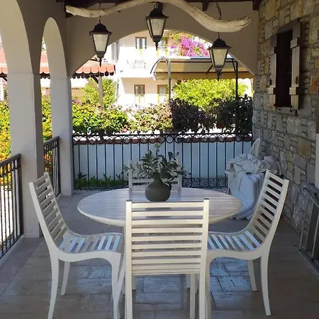 בית נופש 3-bed Sleeps 5 Annie's Hse Ortaca דליאן