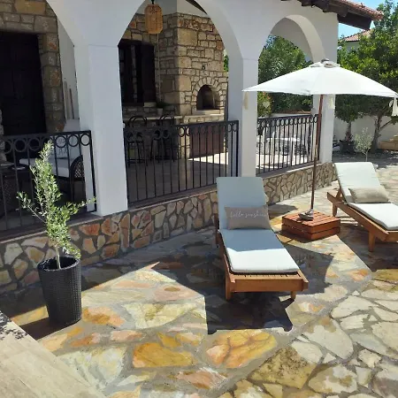 3-bed Sleeps 5 Annie's Hse Ortaca בית נופש