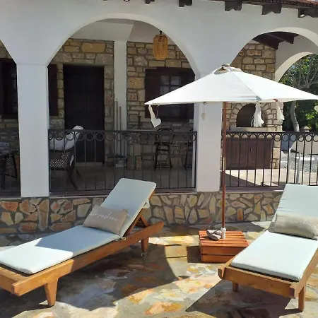 3-bed Sleeps 5 Annie's Hse Ortaca בית נופש