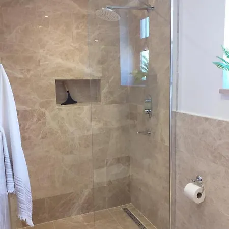בית נופש 3-bed Sleeps 5 Annie's Hse Ortaca דליאן